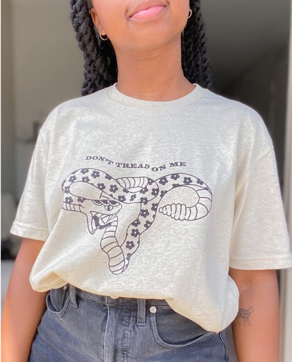 Don't tread on me (women's rights) t-shirt